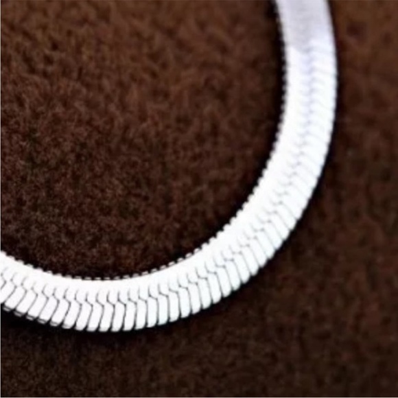 NEW “20” 925 STERLING SILVER SNAKE FLATE NECKLACE - Picture 4 of 4